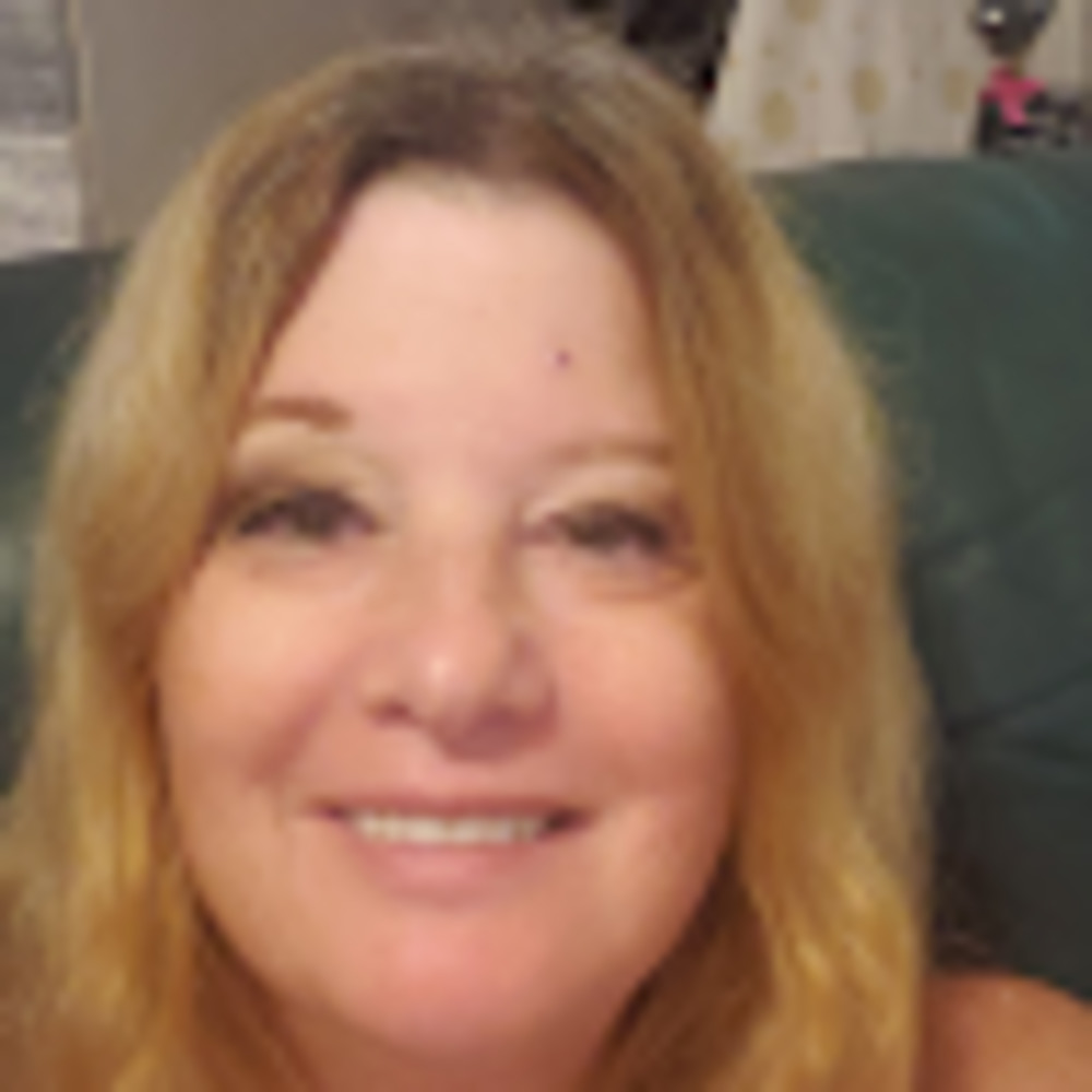 Meet your Posher, Deborah